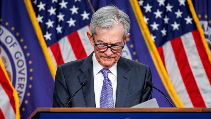 تصعيد غير مسبوق يضع استقلال الاحتياطي الفيدرالي تحت الاختبار