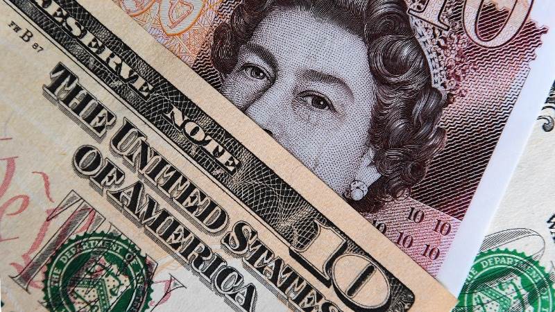 توصيات فوركس مجانية على زوج الباوند/ دولار تعرف على التفاصيل