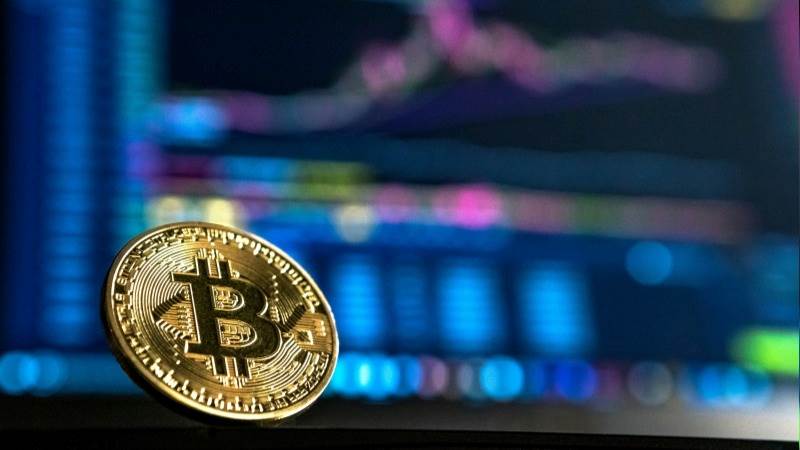 وينترميوت: تدفقات صناديق الاستثمار المتداولة والذكاء الاصطناعي وراء هبوط البيتكوين