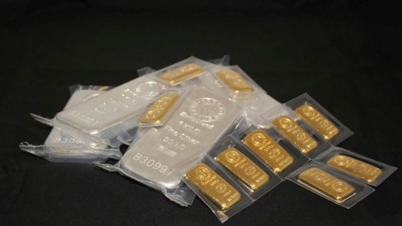 ارتفاع أسعار الذهب وسط تحولات جيوسياسية وبيانات اقتصادية